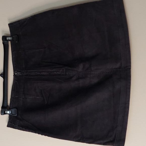 NWT GAP CORDUROY SKIRT - Picture 3 of 4